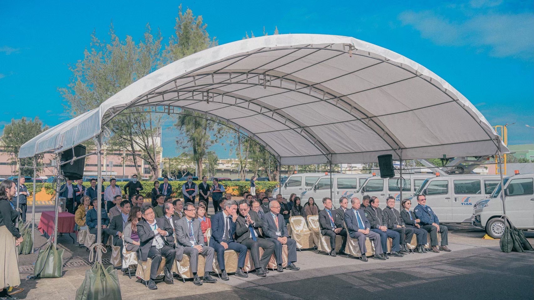 桃園航勤企業識別暨新塗裝與制服發表會